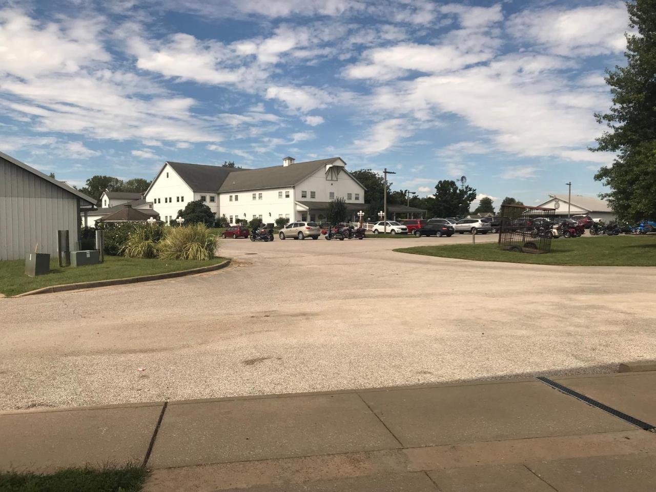 Gasthof Amish Village Inn Montgomery 外观 照片