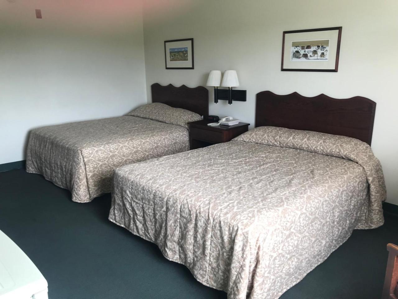 Gasthof Amish Village Inn Montgomery 外观 照片