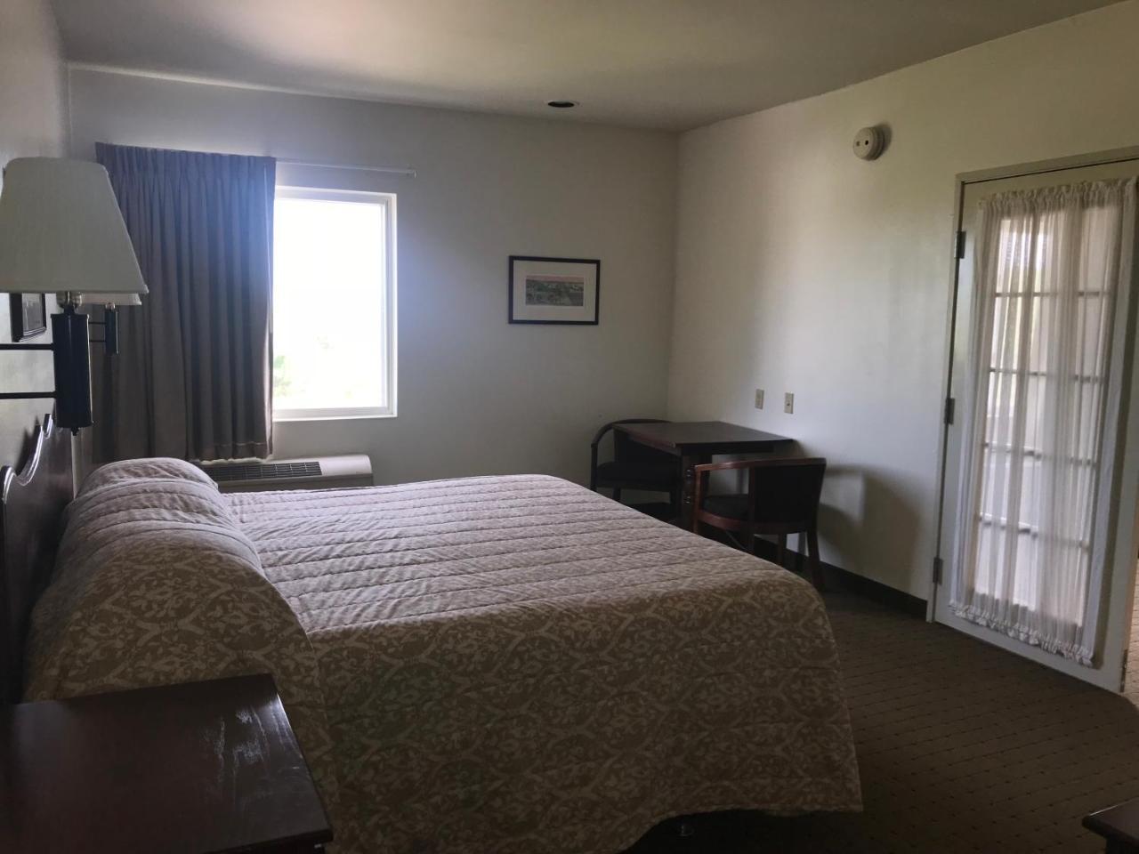 Gasthof Amish Village Inn Montgomery 外观 照片